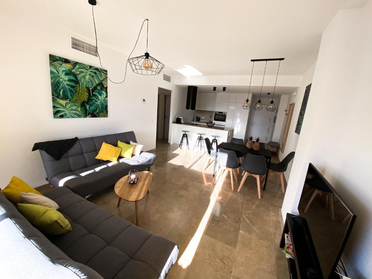 Beautiful New Apartment With Sea View Castillo de Sabinillas Buitenkant foto
