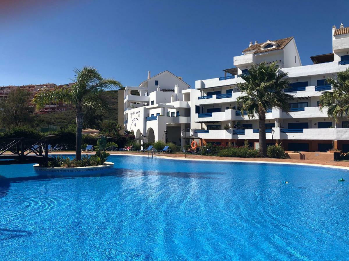 Beautiful New Apartment With Sea View Castillo de Sabinillas Buitenkant foto
